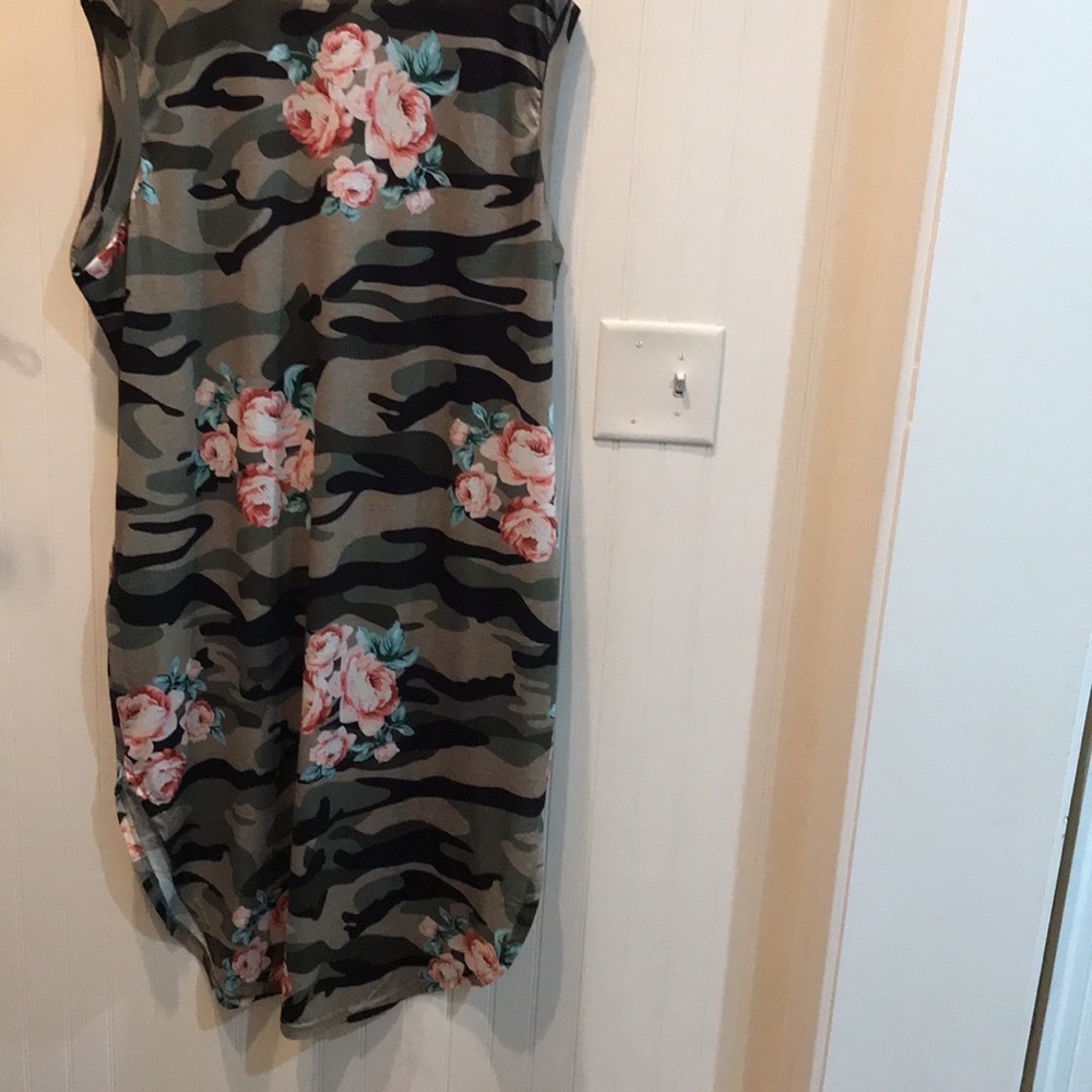 Floral Camo Dress : Plus - Picture 9 of 15